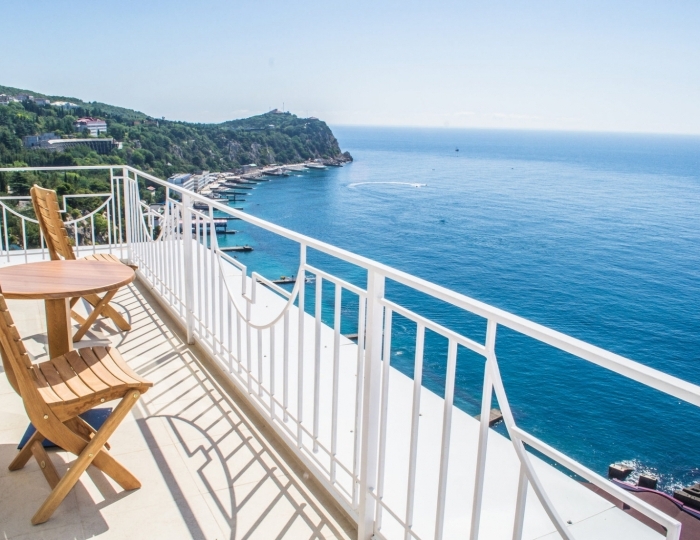 Suite Executive 4-местный 3-комнатный корпус 2 - Санаторий «Сосновая Роща» Гаспра